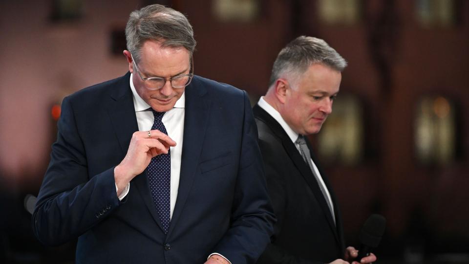 احزاب درباره درس های آموخته شده از ماینتس گفتگو می کنند