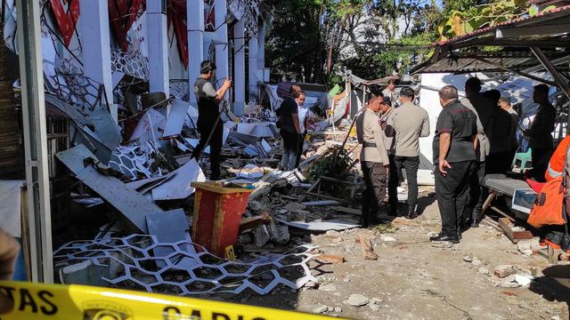 زلزله ای به بزرگی ۷.۴ در اندونزی